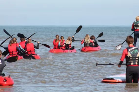 Teambuilding activiteit: Kajakken op zee