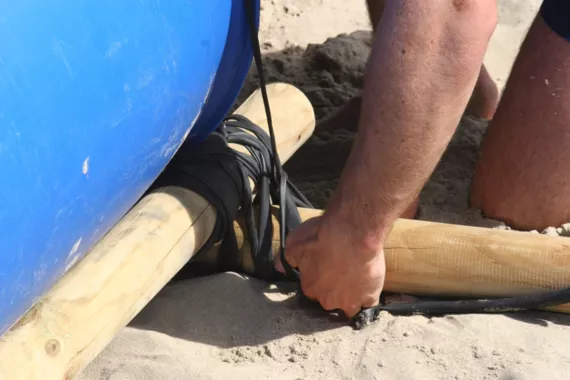 Teambuilding idee: Samen een vlot bouwen